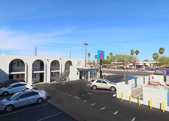6 Tucson, Az - East Williams Center Hotel 3*