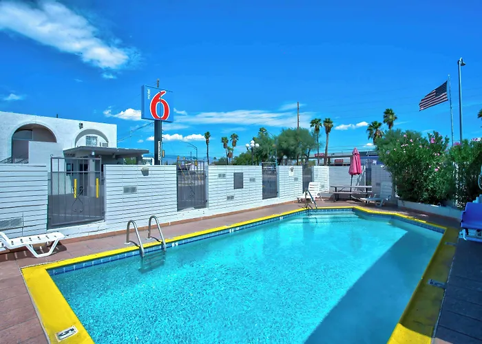 Hotel 6 Tucson, Az - East Williams Center Tucson