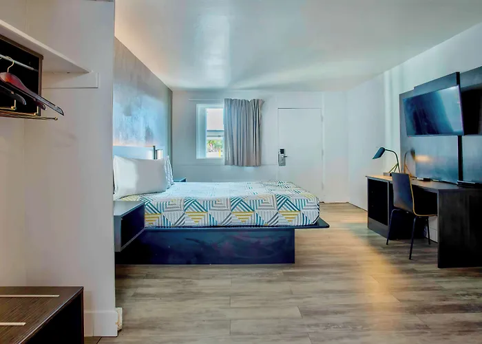Hotel 6 Tucson, Az - East Williams Center 3*